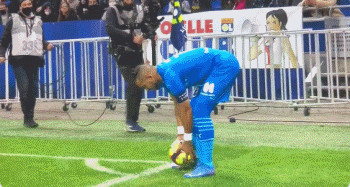 这一刻，才是真正的老大（此刻，才是名副其实的王者）