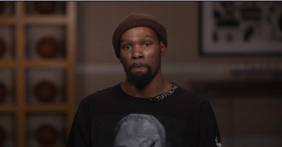 官方：英格兰名哨安东尼-泰勒将执法欧冠第4轮布鲁日vs巴萨（官宣：英格兰名裁安东尼-泰勒将执法欧冠第4轮布鲁日对阵巴萨）