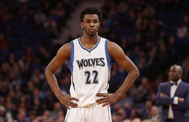 德媒：斯图加特三名球员表现抢眼却落选国家队，纳帅面临抉择（德媒：斯图加特三将高光仍无缘国家队，纳格尔斯曼陷入取舍难题）