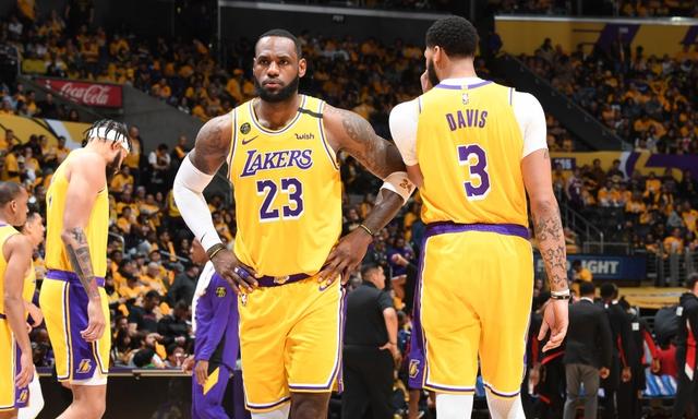 拖后腿了！热火替补场均43.5分联盟第三，今日仅18分（热火替补集体哑火：赛季场均43.5分列联盟第3，今日仅18分）