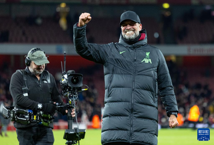 德转列希腊球员历史身价前10：马诺拉斯4500万第1，帕帕上榜（德转公布希腊球员历史身价TOP10：马诺拉斯4500万领跑，帕帕入围）