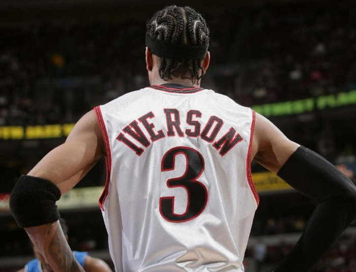 坎塞洛：若赢得世界杯会脱下国家队战袍；未来希望回到本菲卡（坎塞洛：若世界杯夺冠将退出国家队，盼将来重返本菲卡）